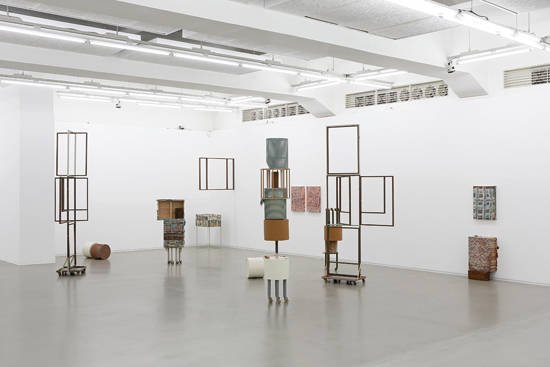 일민미술관 1층 전시실의 강서경 설치전경. 사진 = 나씽스튜디오