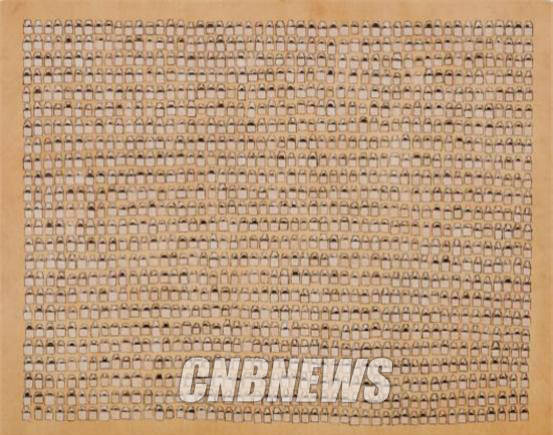 김민경, '더 세임 얼스(The Same Earth)'. 종이에 채색, 한지 콜라주, 130.3 x 162.2cm. 2014.(사진=서울옥션)