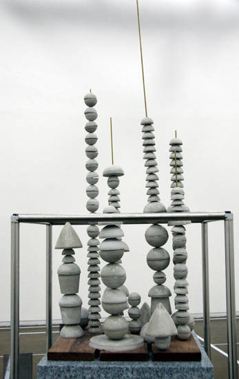 과학 상상화 속 미래 도시는 예나 지금이나 달라진 바가 거의 없다. 사진 제공 = 작가