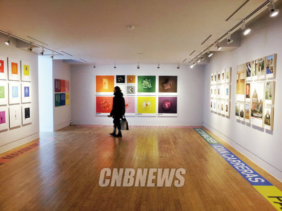 ‘색, 다른 공간 이야기’전이 열리는 대림미술관 1층 내부 전경. 사진 = 김금영 기자