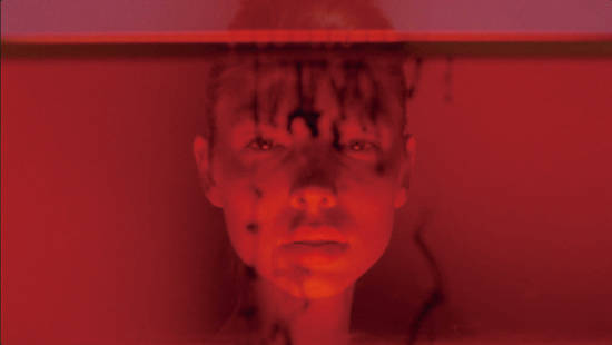 우슬라 메이어, ‘GONDA’, 16mm HD 전환, 28분, 2012.