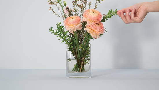 오민, ‘손타스(Sonatas)’. 3채널 HD(1080p) 비디오, 6채널 오디오, 7분 9초. 2016. 사운드 아티스트 홍초선과의 협업. 사진 = 아르코미술관