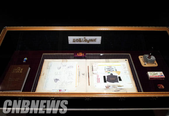 '나얼의 방'에 전시된 나얼의 작품. 대중음악과 미술 작품의 결합을 선보이는 콘셉트로 구성됐다.(사진=김금영 기자)