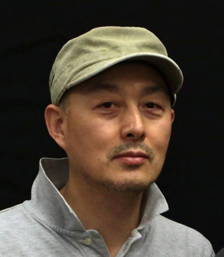 홍익대 회화과 교수에 임용된 권여현 작가.(사진=권여현 작가 페이스북)