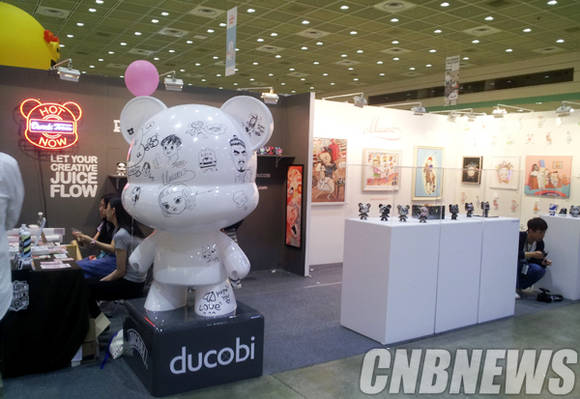 제3회 '아트토이컬처 2016'엔 국내외 유명 아티스트 120팀 200여 명이 참가해 다양한 아트토이를 선보인다.(사진=김금영 기자)