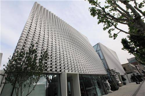 외식기업 ㈜쿠드가 이태원에 미술관 '스페이스 신선'을 개관한다.(사진=㈜쿠드)