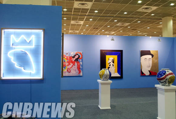 장 샤를르 드 카스텔바작 전시도 이번 '2016 서울오픈아트페어'에서 볼 수 있다. 카스텔바작은 패션디자이너이자 프랑스적인 색채를 보여주는 예술가이기도 하다.(사진=김금영 기자)