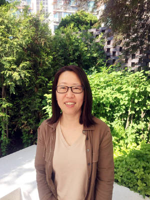 이번 컬래버레이션에 참여한 이경 작가.(사진=에이루트)