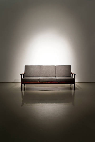 의자 중 최고가에 낙찰된 한스 베그너의 작품.(사진=서울옥션)