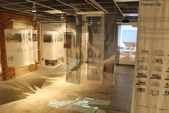 도시, 건축, 환경의 상호작용에 주목한 김동진 건축가의 ‘커스토마이집’ 전시장. (사진=안창현 기자)