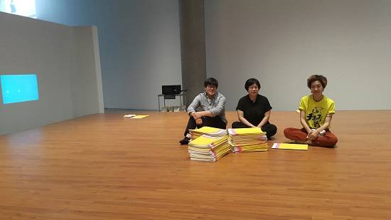 옥인 콜렉티브의 (왼쪽부터) 진시우, 이정민, 김화용 작가. (사진=김연수 기자)